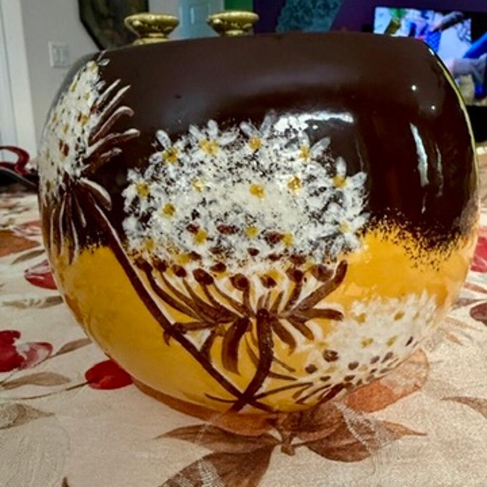 Holt Studio Pottery Planter Vase Signed Floral Dandelion 70s Boho Kitsch Decor